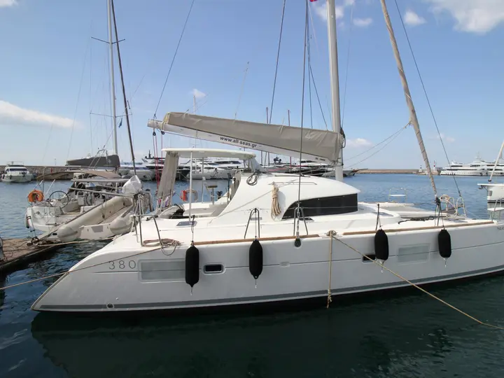 2014 Lagoon 380 S2