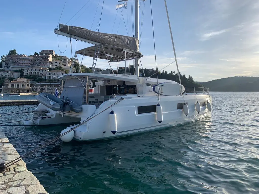 2020 Lagoon 46, photo 1 of 7